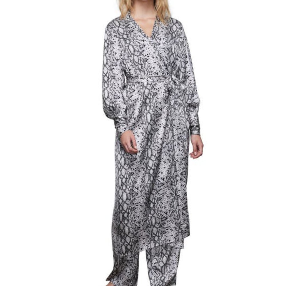 NEW Good American Women Python Animal Print Grey Long Midi Maxi Wrap Dress Robe - Picture 3 of 5